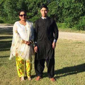 Meet your Posher, Saba